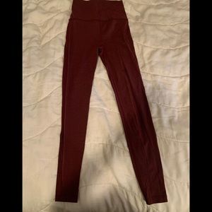 Beyond yoga leggings - size small